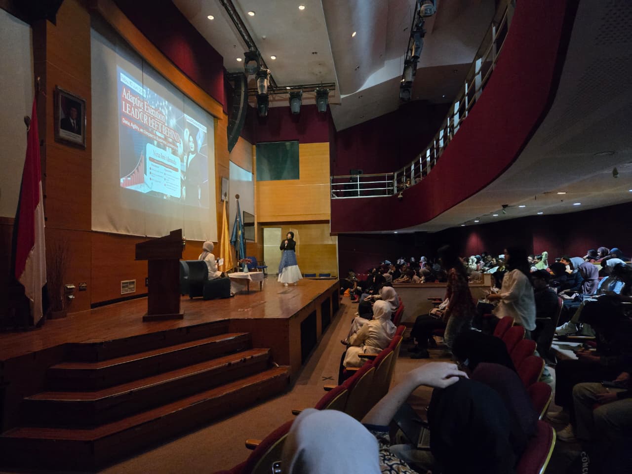 Mahasiswa Prodi Pemasaran Digital UNJ Angkatan 2024 Sukses Gelar LeadX Summit 2026